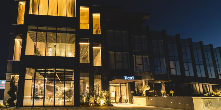 Hotel Aurel Coast - Image 1