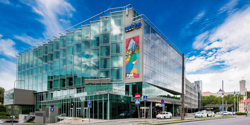 Park Inn by Radisson Meriton Hotel Tallinn - Image 1