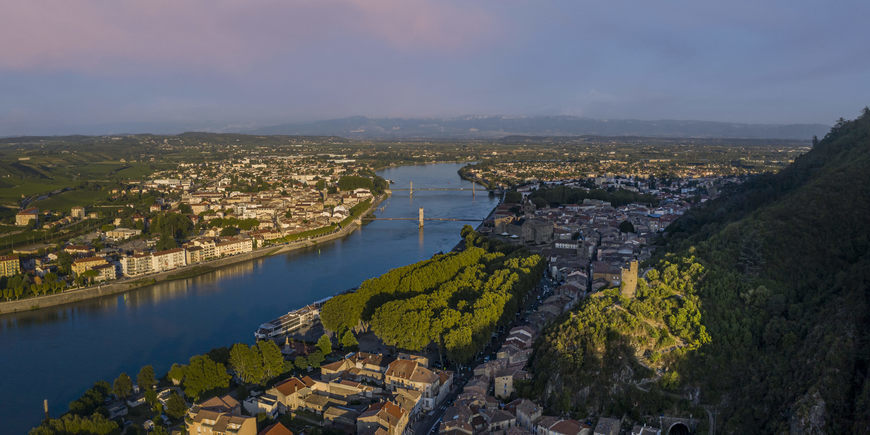 France, Tournon