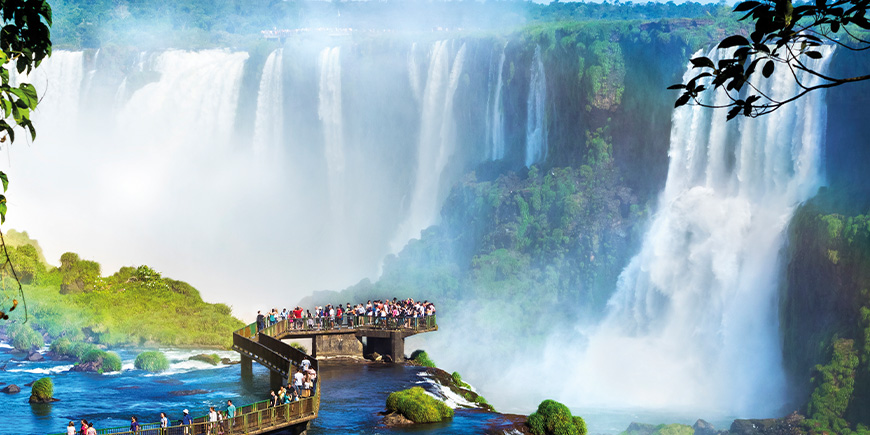 Iguaçú Falls