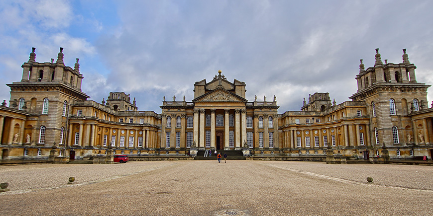 Boxing Day, Burford & Blenheim Palace