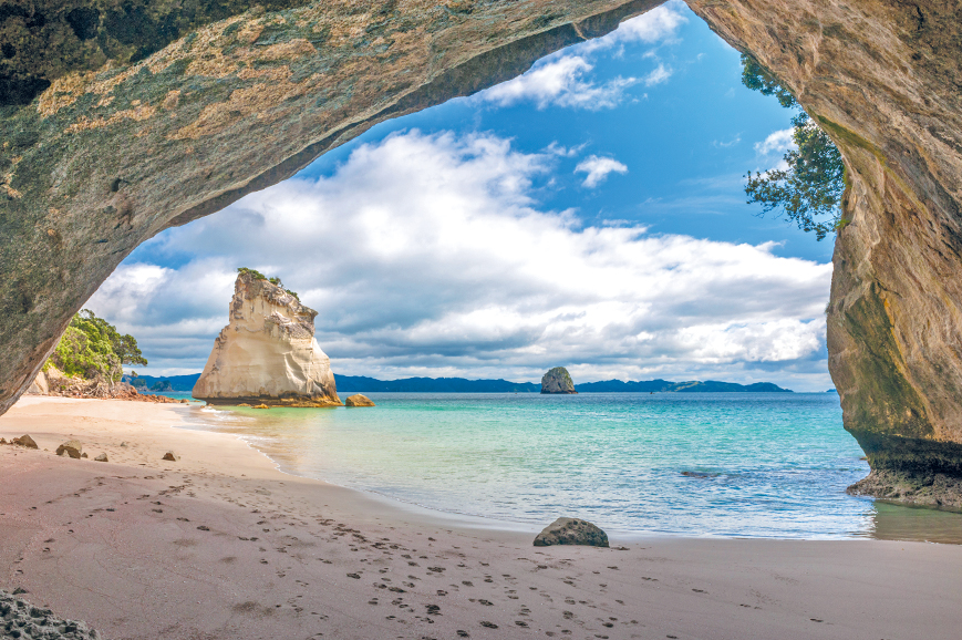 Discover New Zealand with Cook Islands add-on